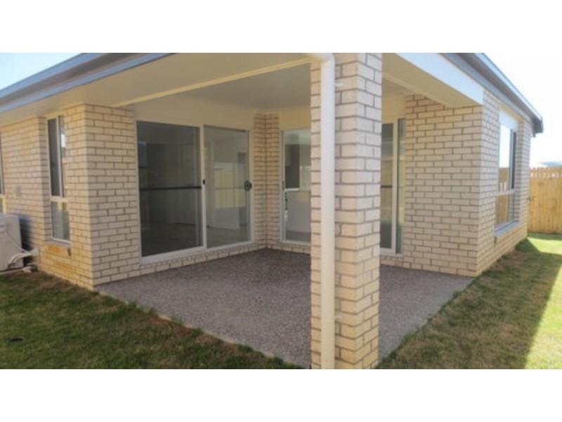 54 Cummings Circuit, Willow Vale QLD 4209