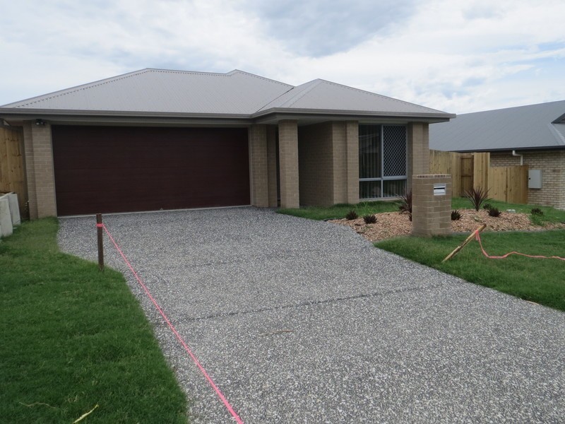 70 Edgeware Street, Pimpama QLD 4209