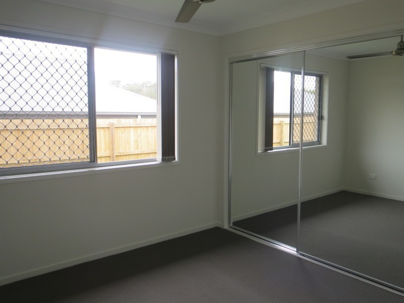 70 Edgeware Street, Pimpama QLD 4209