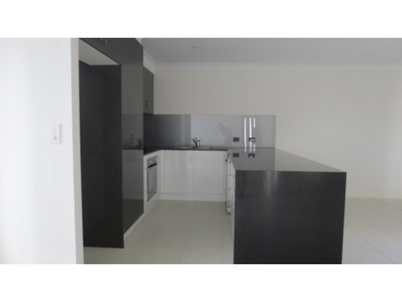 1/7 Bottle Brush Circuit, Coomera QLD 4209