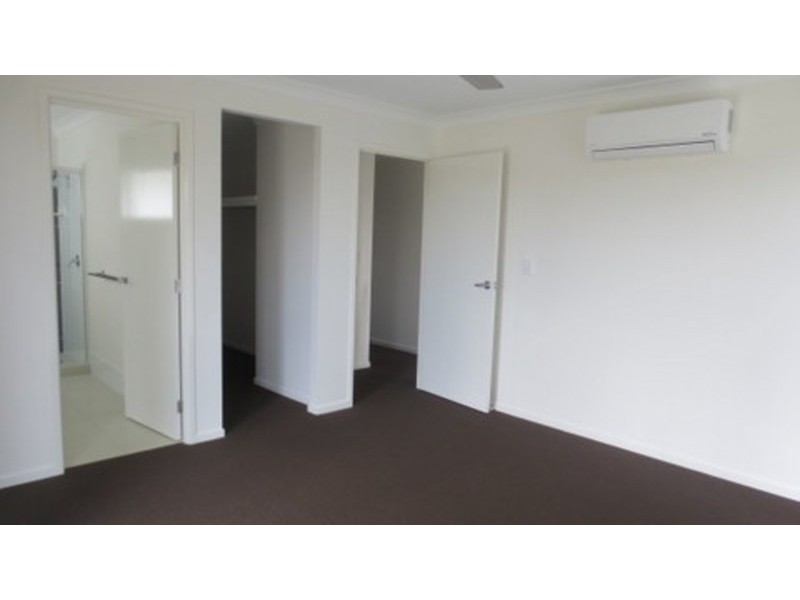 1/7 Bottle Brush Circuit, Coomera QLD 4209