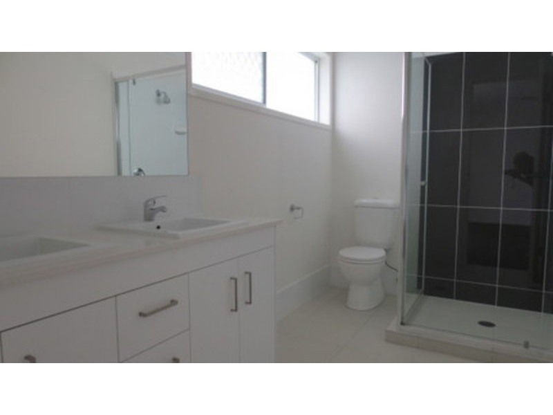 1/7 Bottle Brush Circuit, Coomera QLD 4209