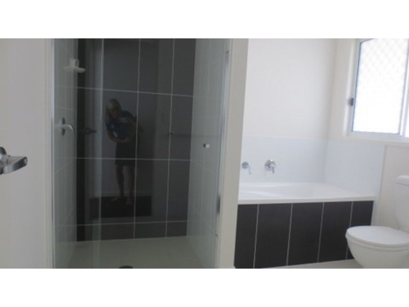 1/7 Bottle Brush Circuit, Coomera QLD 4209