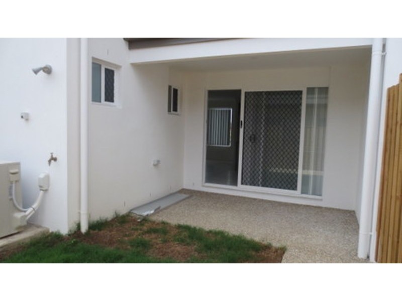 1/7 Bottle Brush Circuit, Coomera QLD 4209