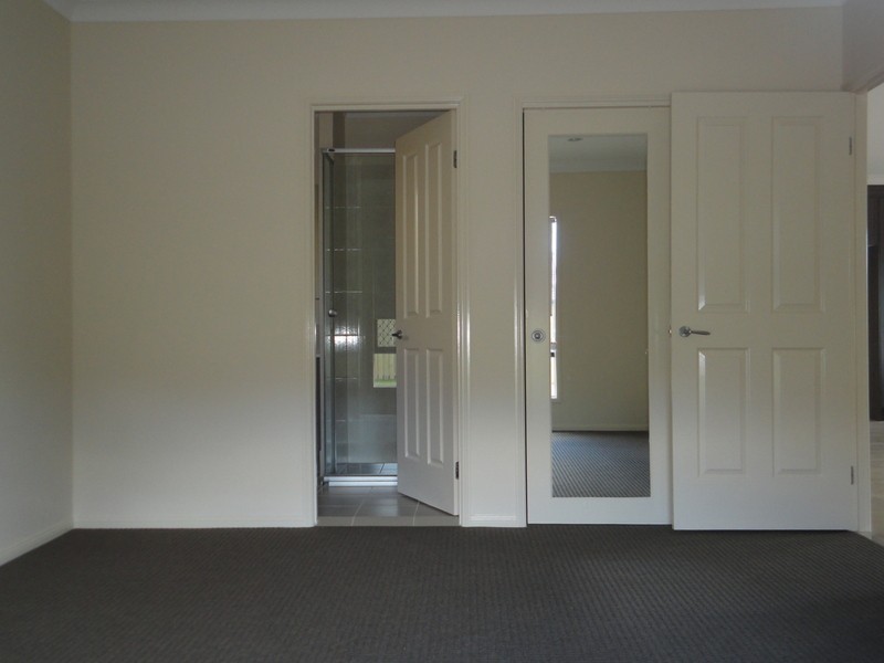 4 Aston Street, Upper Coomera QLD 4209