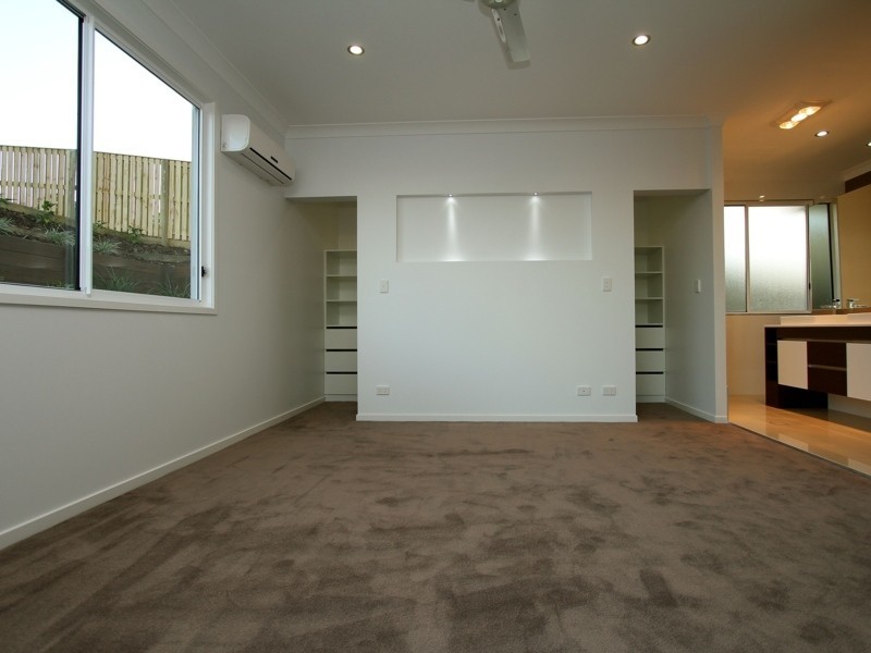 18 Marrinup Street, Upper Coomera QLD 4209