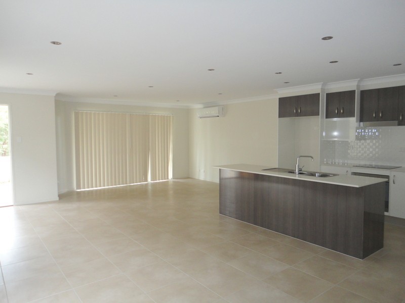 14 Stratus Lane, Coomera QLD 4209