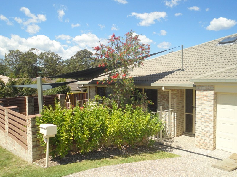 2/2 Heather Drive, Upper Coomera QLD 4209