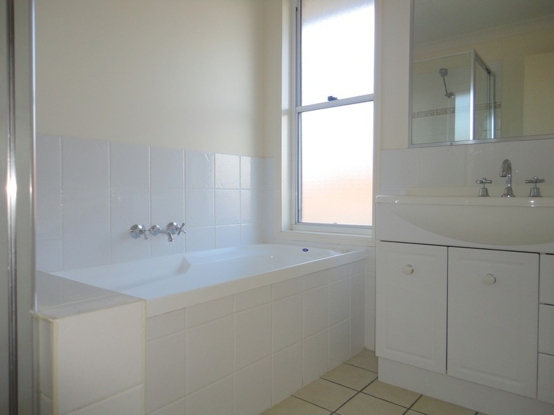 5 Old Kent Road, Upper Coomera QLD 4209