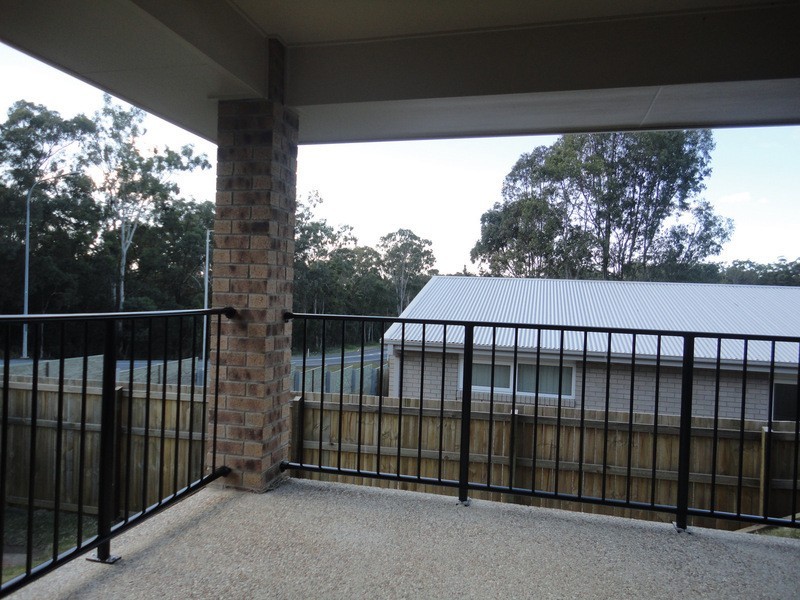 18 Hanover Drive, Pimpama QLD 4209