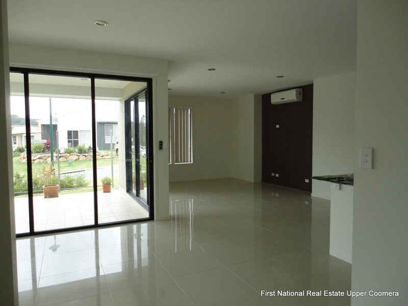 2/38 Murray Circuit, Upper Coomera QLD 4209