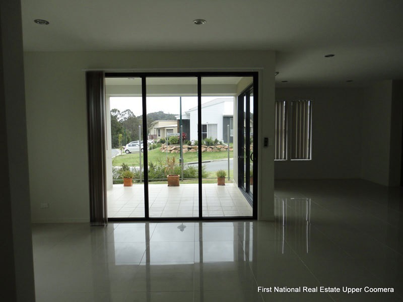 2/38 Murray Circuit, Upper Coomera QLD 4209