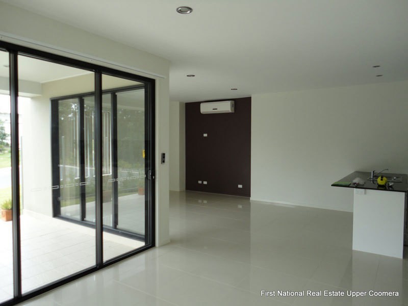 2/38 Murray Circuit, Upper Coomera QLD 4209