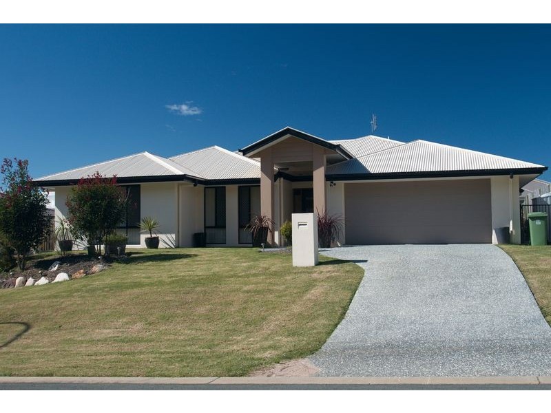 23 Azure Way, Coomera QLD 4209