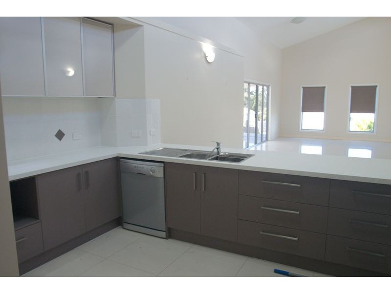 2 Southern Lights Drive, Upper Coomera QLD 4209