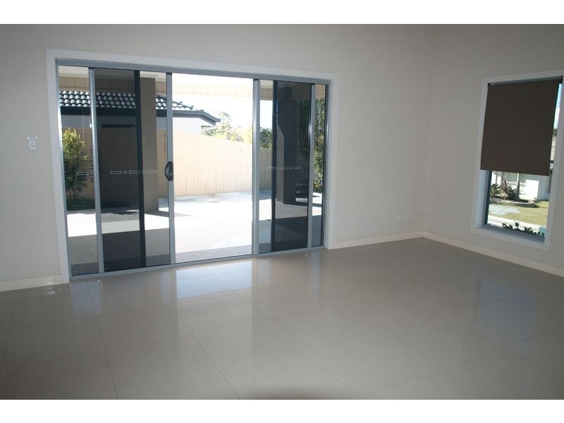 2 Southern Lights Drive, Upper Coomera QLD 4209