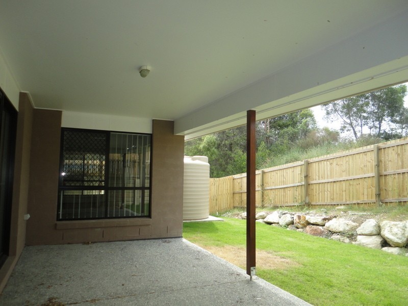 30 Rise Circuit, Pacific Pines QLD 4211