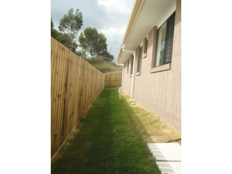 30 Rise Circuit, Pacific Pines QLD 4211