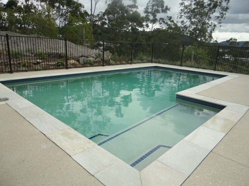 30 Rise Circuit, Pacific Pines QLD 4211