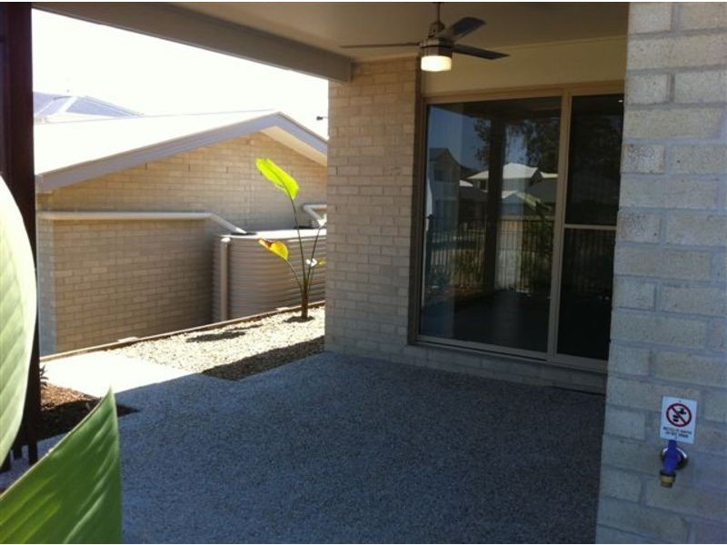 14 Beaumont Drive, Pimpama QLD 4209