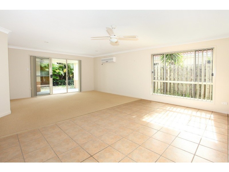 14/8a Clydesdale Drive, Upper Coomera QLD 4209