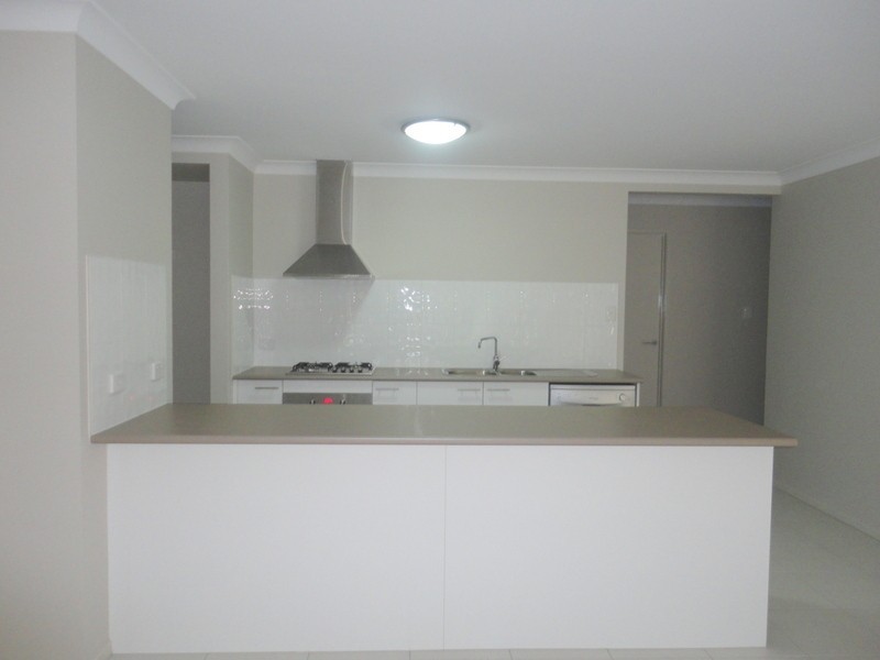 11 Mclachlan Circuit, Pimpama QLD 4209