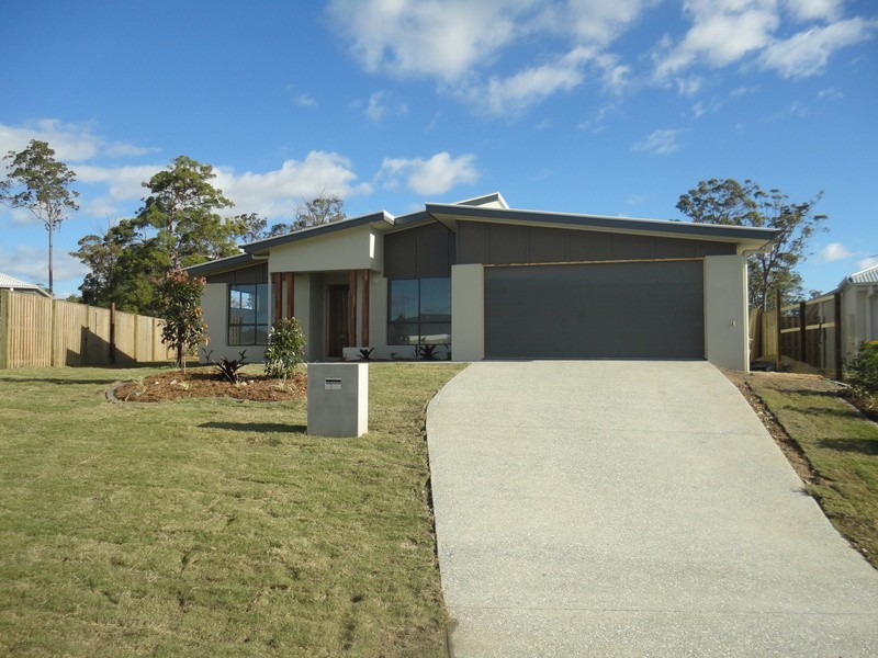 10 Severn Street, Coomera QLD 4209