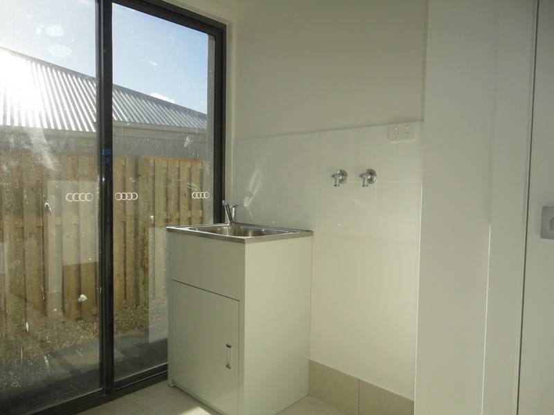 10 Severn Street, Coomera QLD 4209