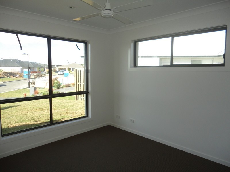 10 Severn Street, Coomera QLD 4209