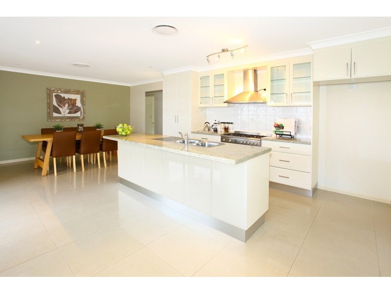 22 Coach Way, Upper Coomera QLD 4209