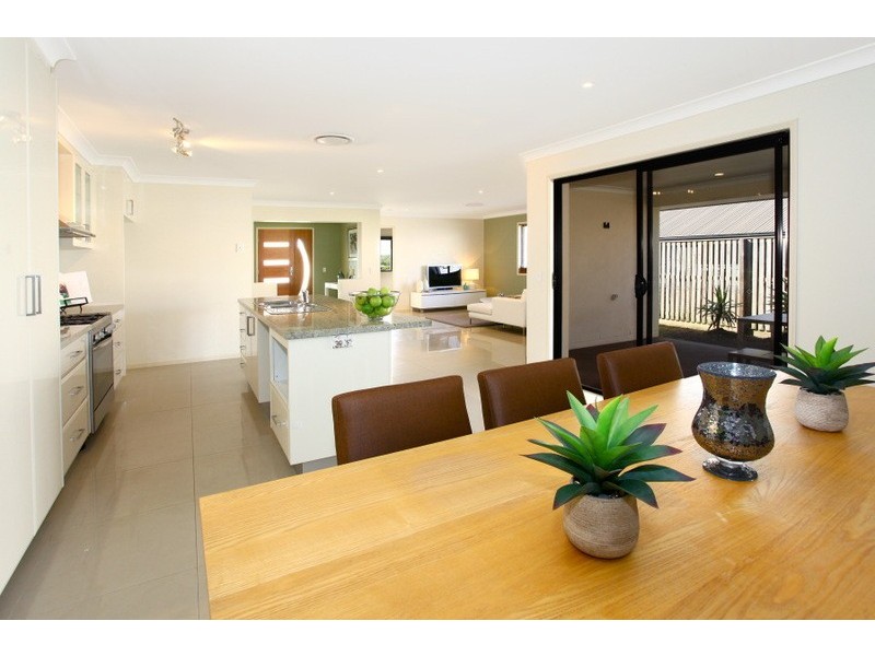 22 Coach Way, Upper Coomera QLD 4209