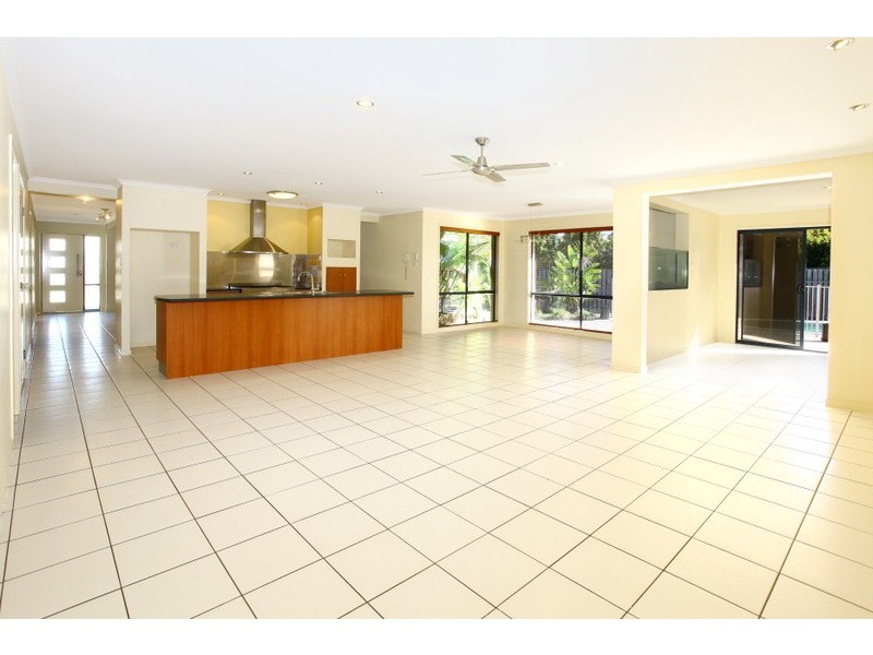 2 Westward Way, Coomera Waters QLD 4209
