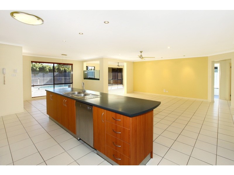 2 Westward Way, Coomera Waters QLD 4209