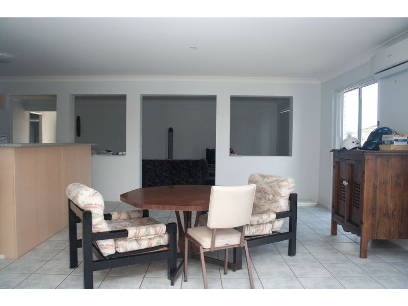 16 Billinghurst Crescent, Upper Coomera QLD 4209