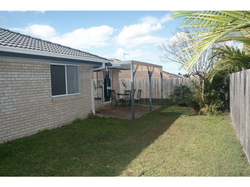 16 Billinghurst Crescent, Upper Coomera QLD 4209