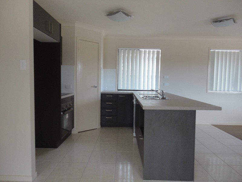 26 Beaumont Drive, Pimpama QLD 4209