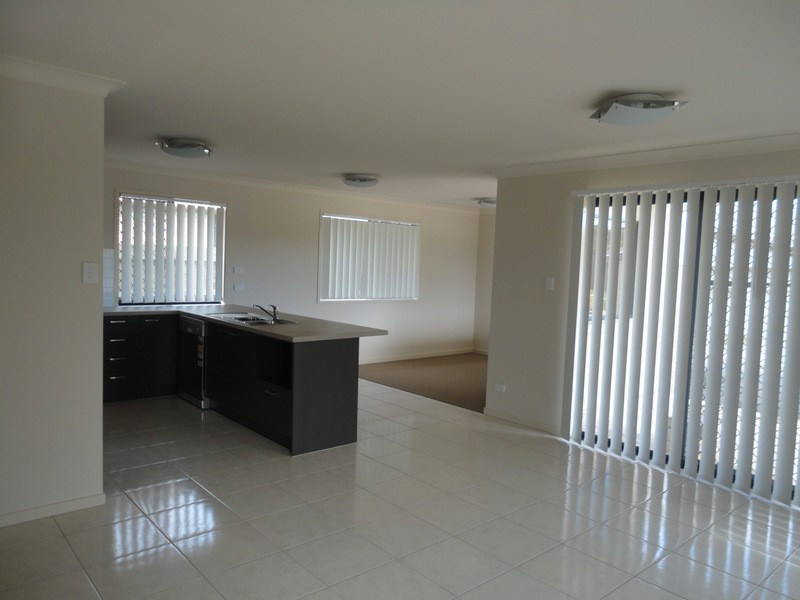 26 Beaumont Drive, Pimpama QLD 4209