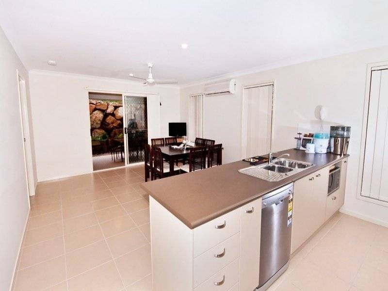 38 Bellagio Crescent, Coomera QLD 4209