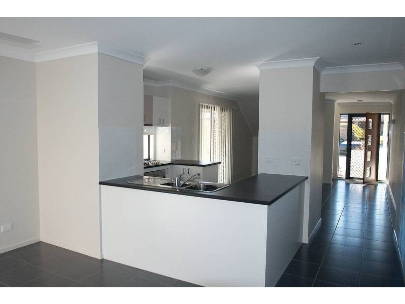 13 Kelly Avenue, Coomera QLD 4209