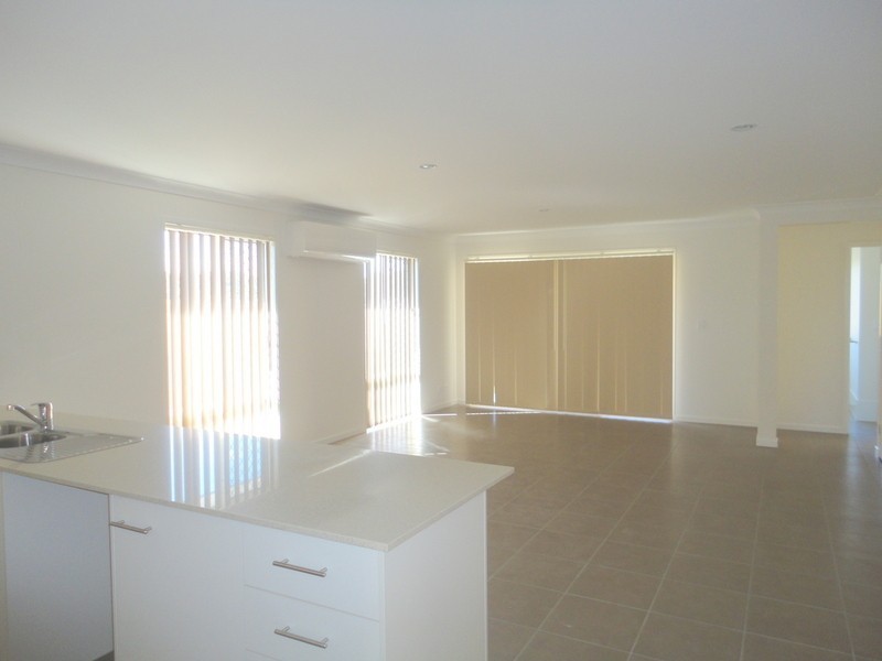 29 Pyrite Street, Pimpama QLD 4209