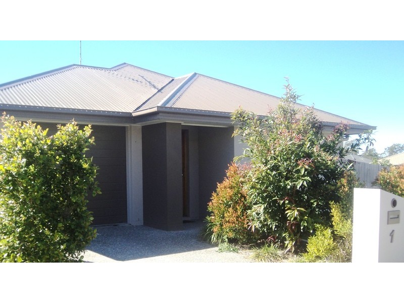 1 Benjamin Street, Pimpama QLD 4209