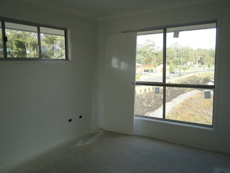 8 McWang Road, Pimpama QLD 4209