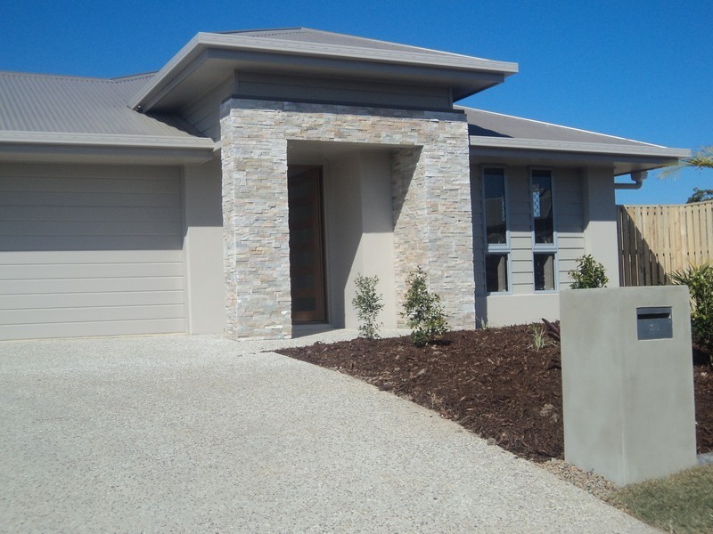 4 Cypress Circuit, Coomera QLD 4209