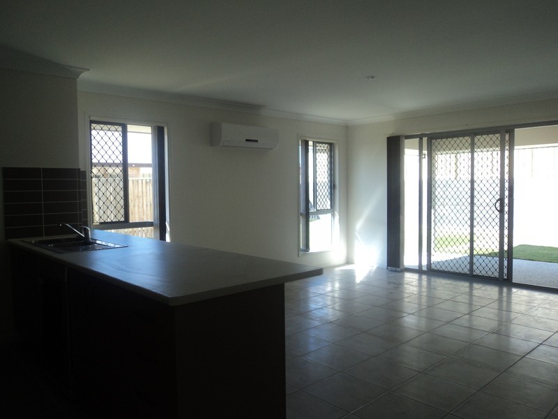 4 Cypress Circuit, Coomera QLD 4209
