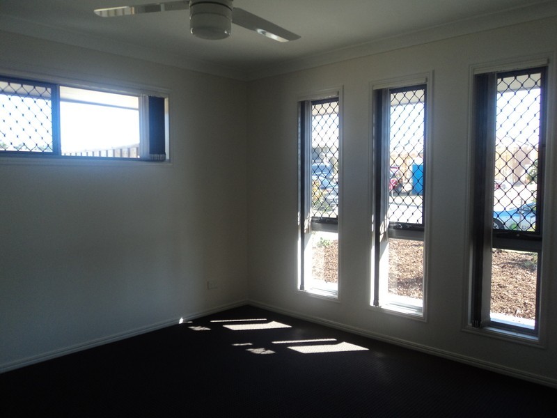 4 Cypress Circuit, Coomera QLD 4209