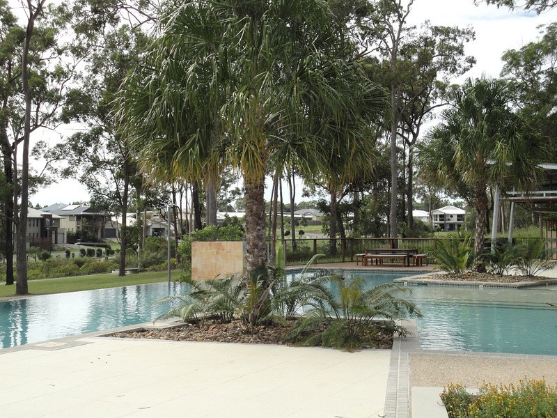 4 Cypress Circuit, Coomera QLD 4209