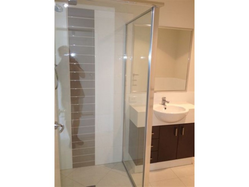 8 Zinc Street, Pimpama QLD 4209