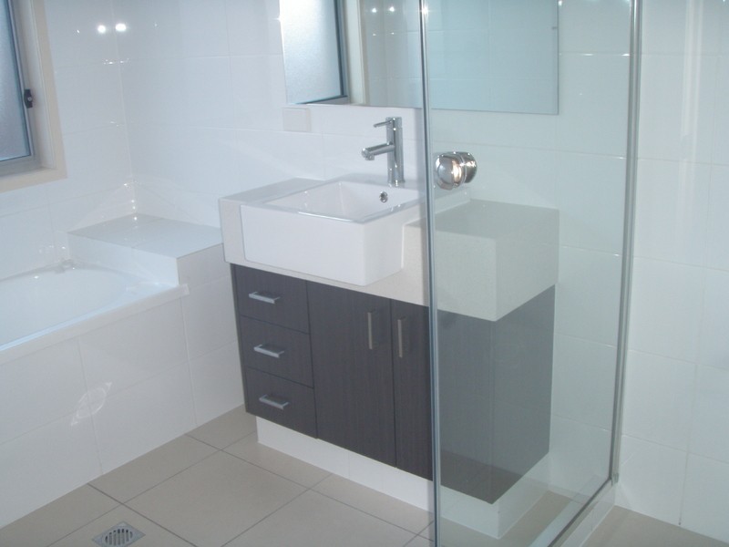 7  Christopher Street, Pimpama QLD 4209