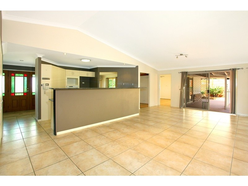 44 Oregon Way, Oxenford QLD 4210