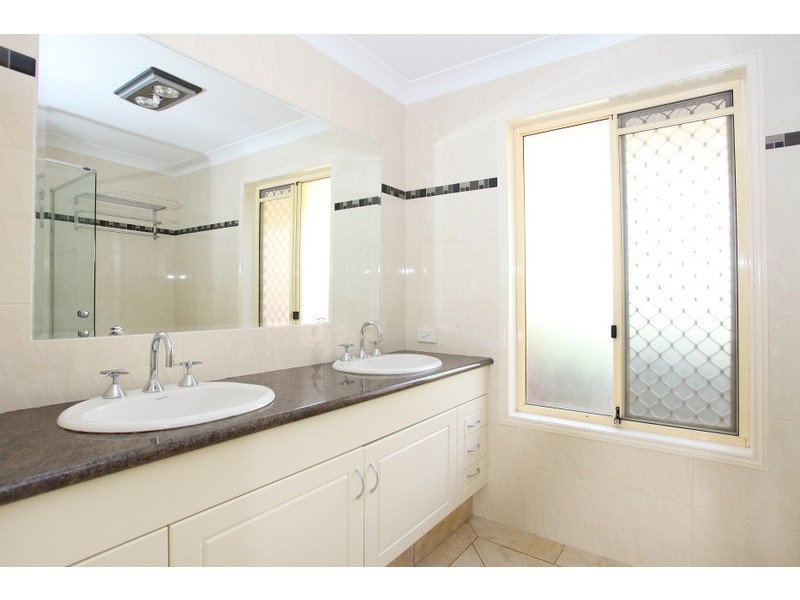 44 Oregon Way, Oxenford QLD 4210